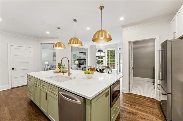 6860 Sterling Drive, Suwanee, GA 30024
