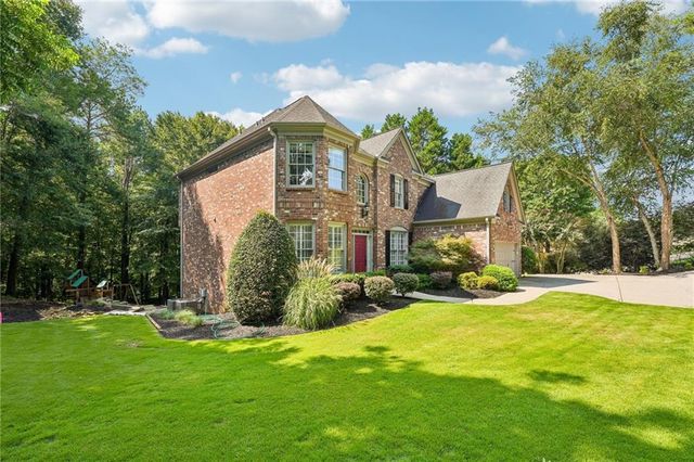 6860 Sterling Drive, Suwanee, GA 30024