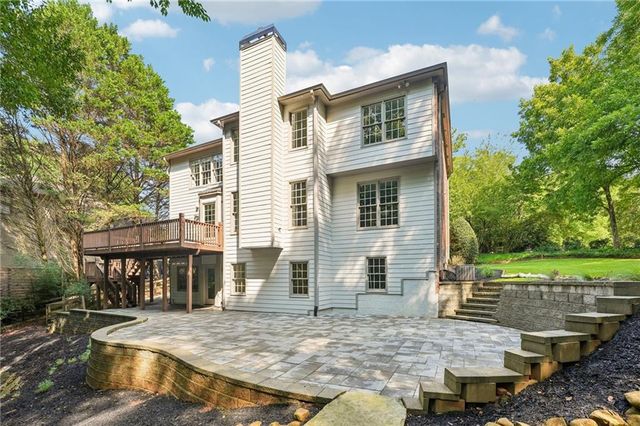 6860 Sterling Drive, Suwanee, GA 30024