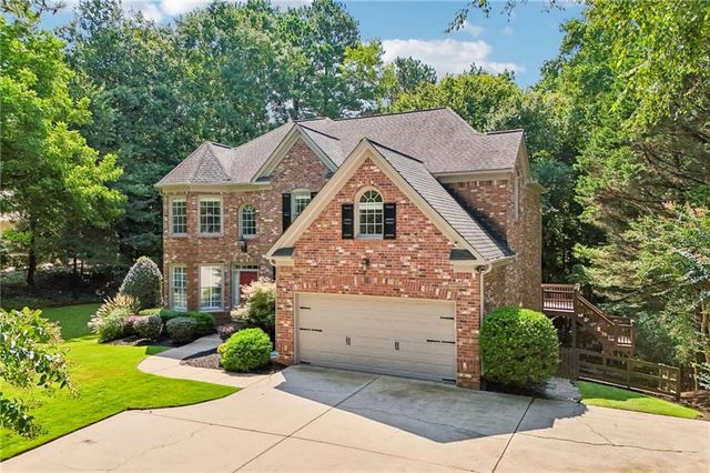 6860 Sterling Drive, Suwanee, GA 30024