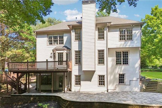6860 Sterling Drive, Suwanee, GA 30024