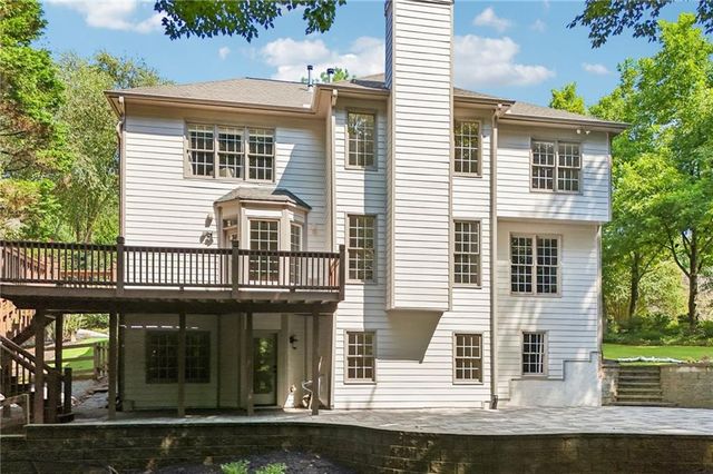 6860 Sterling Drive, Suwanee, GA 30024