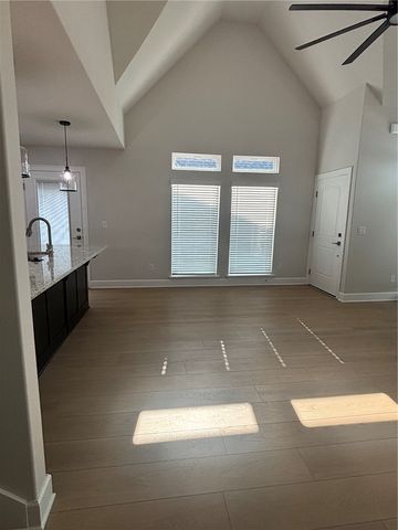 3009 SW Lovely Lane, Bentonville, AR 72713