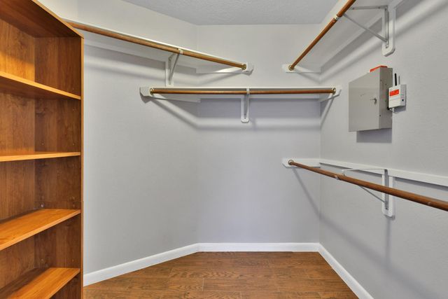 6307 Cherry Run, Houston, TX 77084
