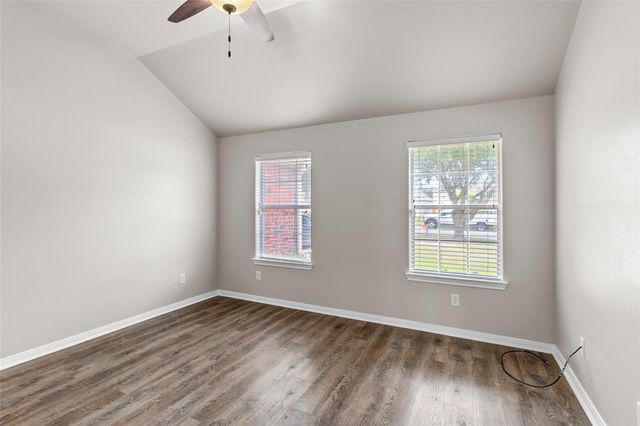 314 Broken Pine Court, Conroe, TX 77304