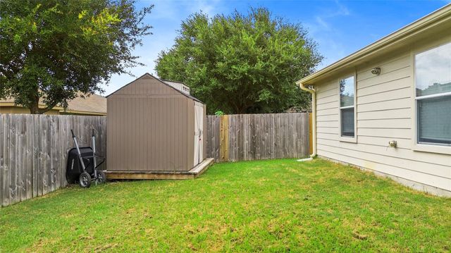 314 Broken Pine Court, Conroe, TX 77304