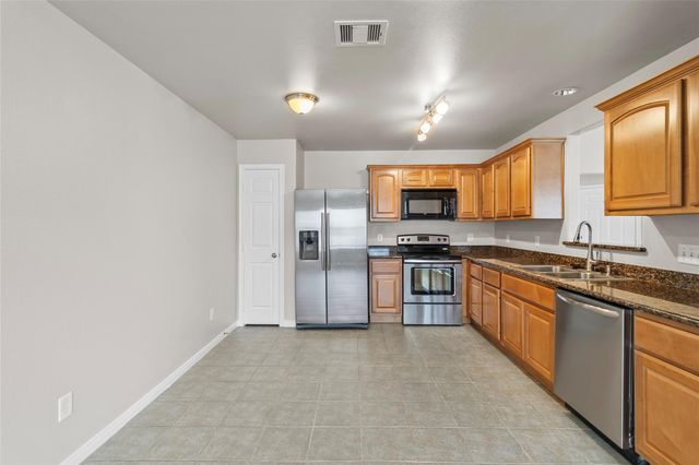 314 Broken Pine Court, Conroe, TX 77304