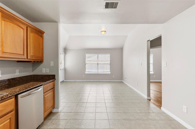314 Broken Pine Court, Conroe, TX 77304