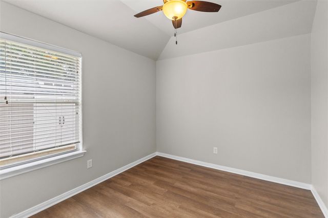 314 Broken Pine Court, Conroe, TX 77304