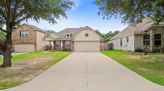 314 Broken Pine Court, Conroe, TX 77304