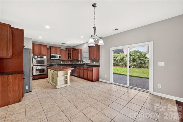 1560 Duckhorn Street NW, Concord, NC 28027