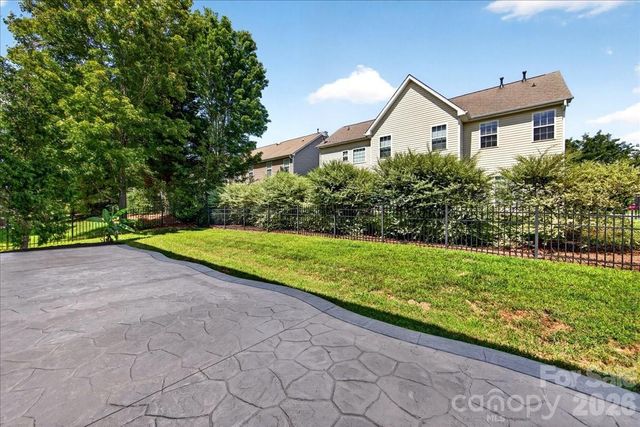 1560 Duckhorn Street NW, Concord, NC 28027