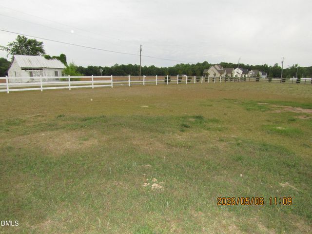 3600 Doyle Road, Zebulon, NC 27597