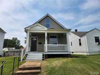 107 N 38th Street, Belleville, IL 62226