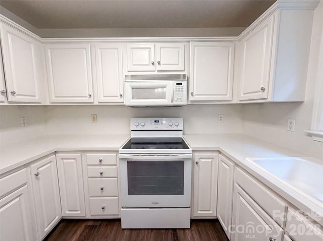 2017 Bristol Parkway, Rock Hill, SC 29732