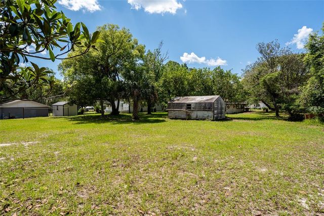 29505 NORTH BOULEVARD, Paisley, FL 32767