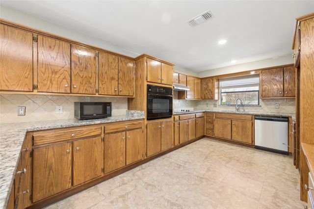 103 Melody Mall Drive, Allen, TX 75002