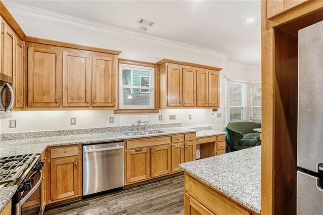 1444 Lakeview East Drive, Atlanta, GA 30316