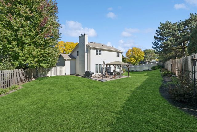 5179 Alder Court, Gurnee, IL 60031