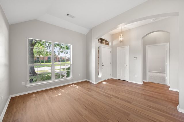 1523 Hamilton Drive, Cedar Hill, TX 75104