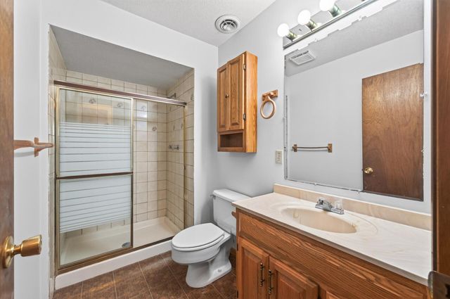 7238 Taffy Way, Eden Prairie, MN 55346