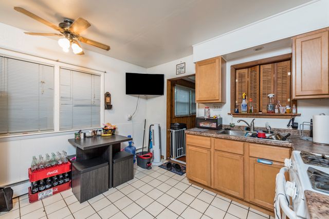 12698 W Grandview Avenue, Waukegan, IL 60085