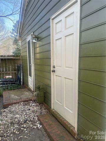 7309 Palmetto Court, Charlotte, NC 28227