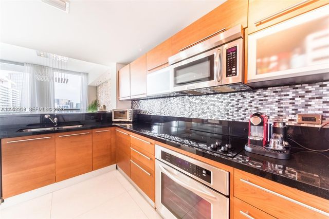 244 Biscayne Blvd 4407, Miami, FL 33132