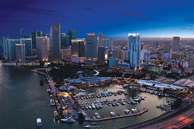 244 Biscayne Blvd 4407, Miami, FL 33132