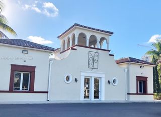 8650 SW 67th Ave 1032, Pinecrest, FL 33156