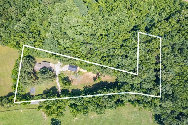 812 Good Hope Rd, Leoma, TN 38468