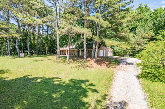 812 Good Hope Rd, Leoma, TN 38468