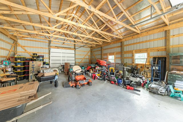 812 Good Hope Rd, Leoma, TN 38468