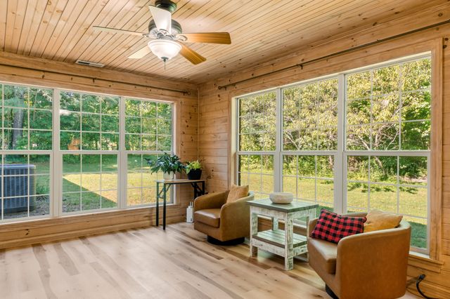 812 Good Hope Rd, Leoma, TN 38468