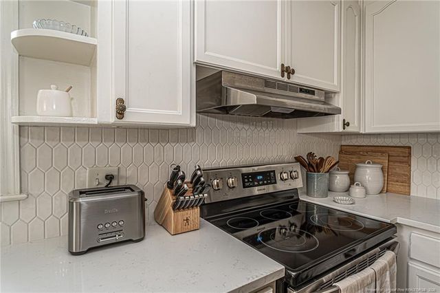 324 Fairwood Court, Fayetteville, NC 28305