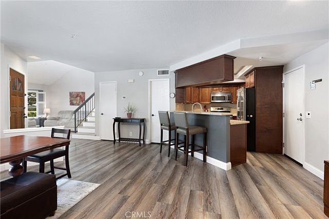 326 Monroe Court, Azusa, CA 91702