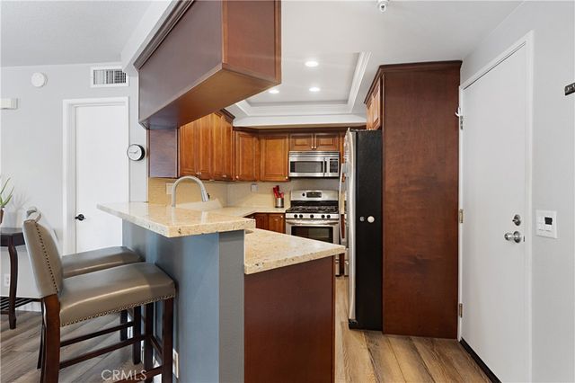 326 Monroe Court, Azusa, CA 91702
