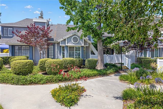326 Monroe Court, Azusa, CA 91702