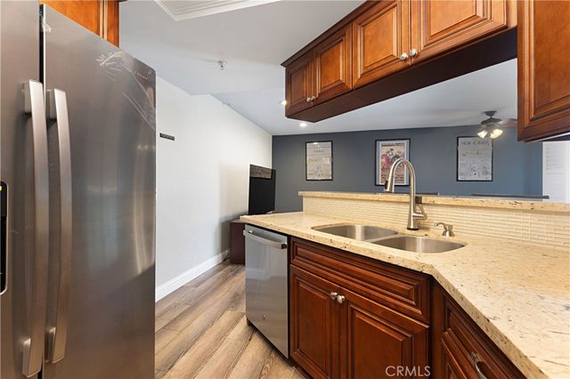 326 Monroe Court, Azusa, CA 91702