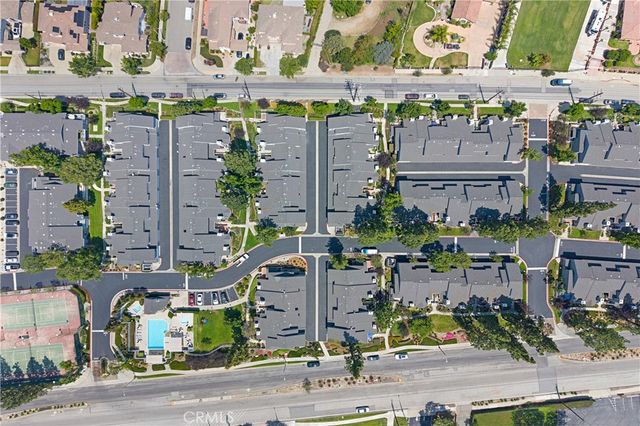 326 Monroe Court, Azusa, CA 91702