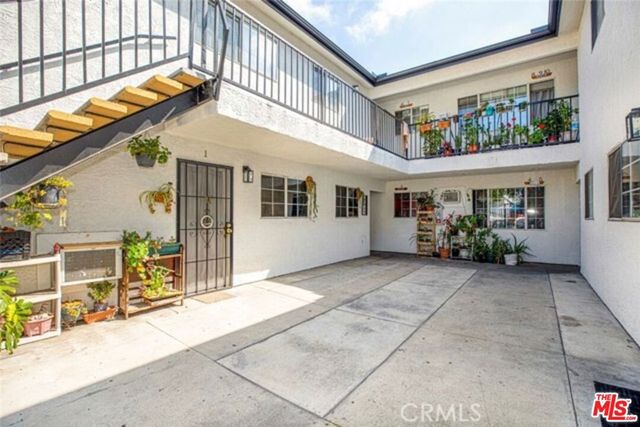 4214 Avalon Boulevard, Los Angeles, CA 90011