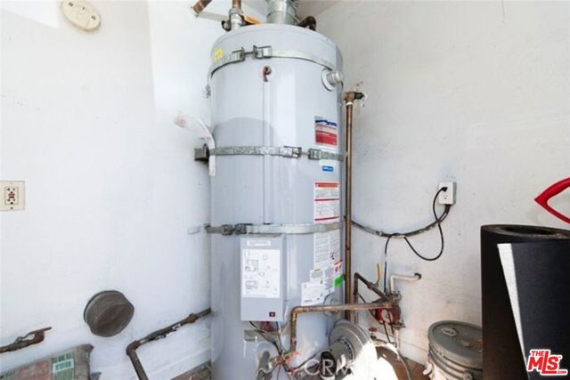 4214 Avalon Boulevard, Los Angeles, CA 90011