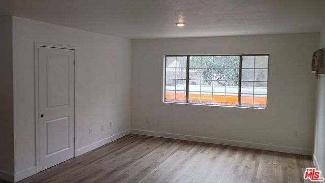 4214 Avalon Boulevard, Los Angeles, CA 90011