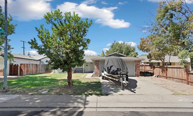 1717 Silvaire Dr, Modesto, CA 95350