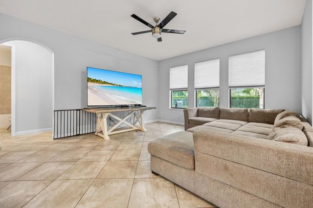 4548 Sandy Cove Terrace, Lake Worth, FL 33467