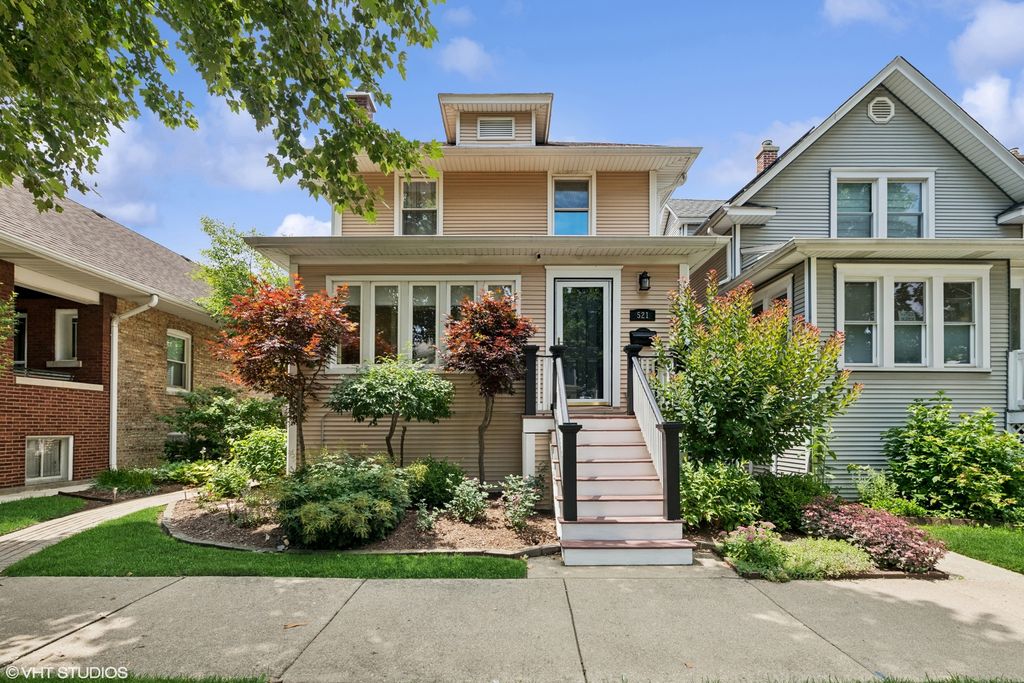 521 S Harvey Avenue, Oak Park, IL 60304