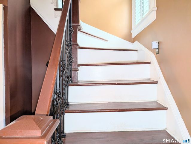 56 Higgins Avenue, Bridgeport, CT 06611