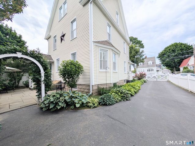 56 Higgins Avenue, Bridgeport, CT 06611