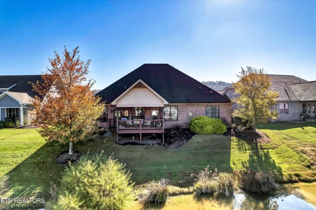 2775 Old Club Rd, Loudon, TN 37774