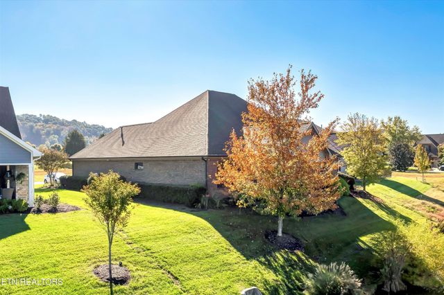 2775 Old Club Rd, Loudon, TN 37774